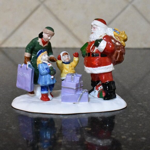 Snow Village A VISIT WITH SANTA Department 56 Vintage754 4 Creamic - Picture 1 of 5